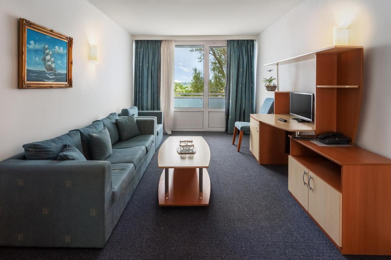 Hotel Sirena Saturn All Inclusive Экстерьер фото